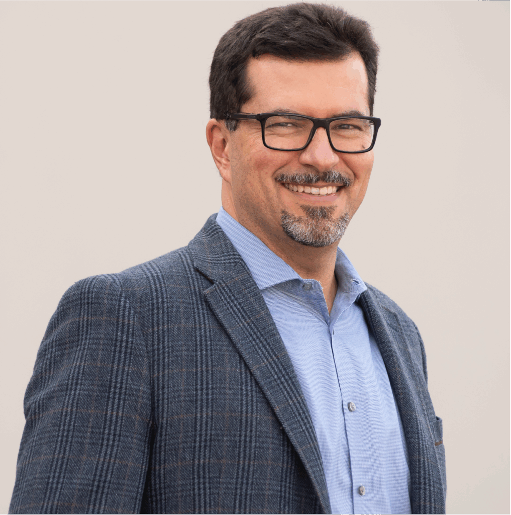headshot of Martín Vazquez